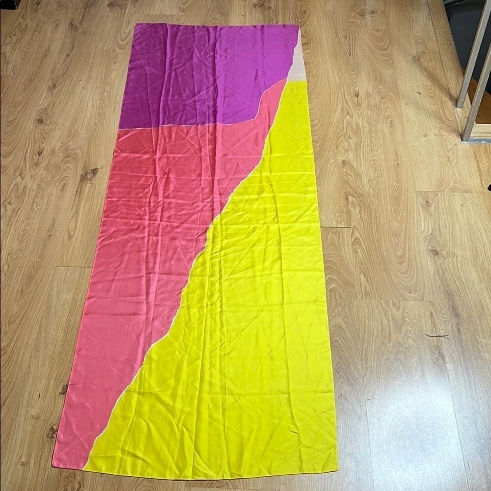 Large Long 100% Silk Geometric Shawl Scarf Wrap 70”x24”